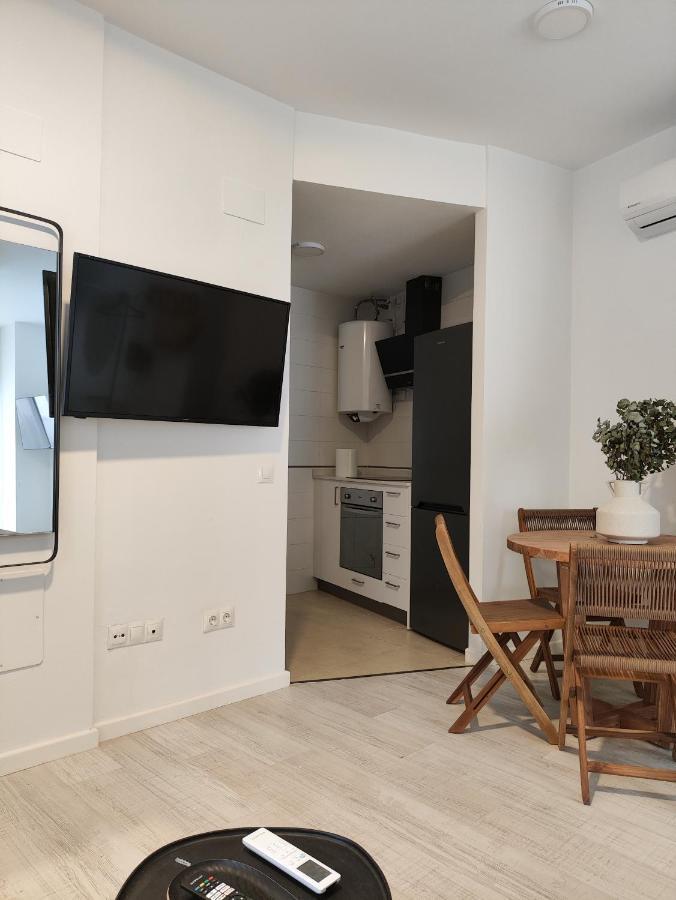 Apartamento Dos Aceras Малага Экстерьер фото